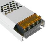 Fuente de alimentación industrial de superficie 12VDC 8.3A. Tamaño 53 x 235 x 21 mm - VF10600 - 05