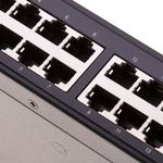 PoE Inyector Hub IEEE802.3af 10/100 Mbps 16-Port Rack 19" - RA06400 - 08